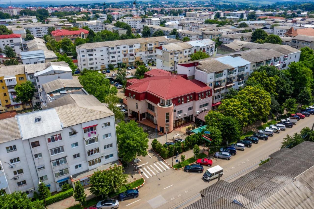 Hotel Tex Club Botosani Exterior photo